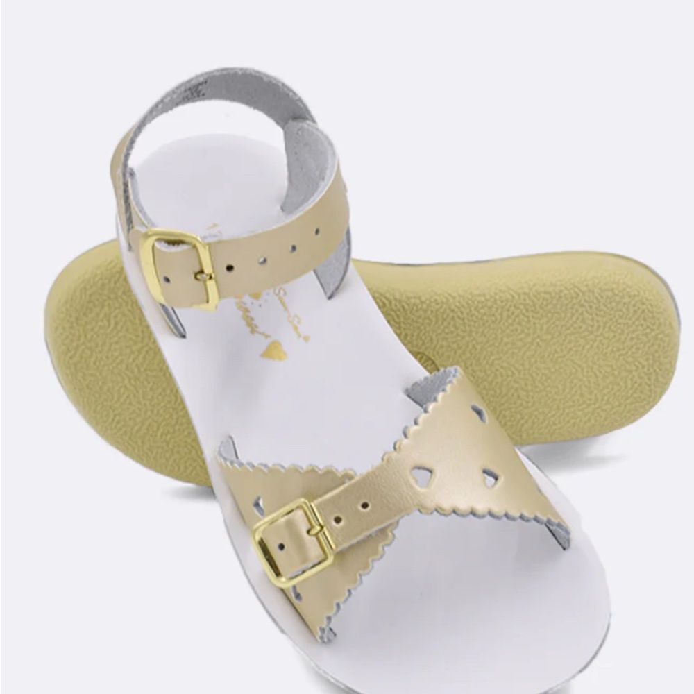 Sun-San Sweetheart Sandals in Gold, Size 11, Includes box